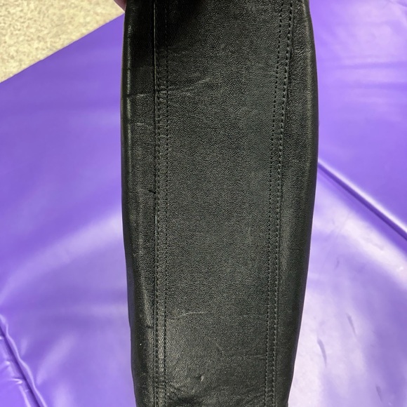 Gorgeous black Cole Haan handbag - Picture 2 of 8